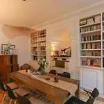 Spacious Apartment Of 110M In The Heart Of Paris