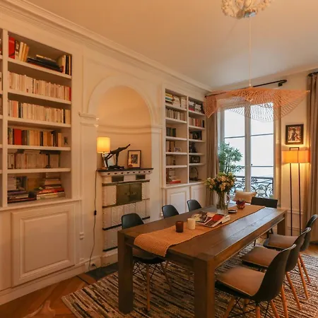 Spacious Of 110m In The Heart Of * Paris