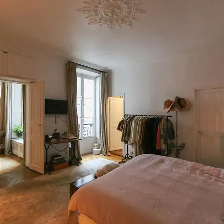 Spacious Of 110m In The Heart Of